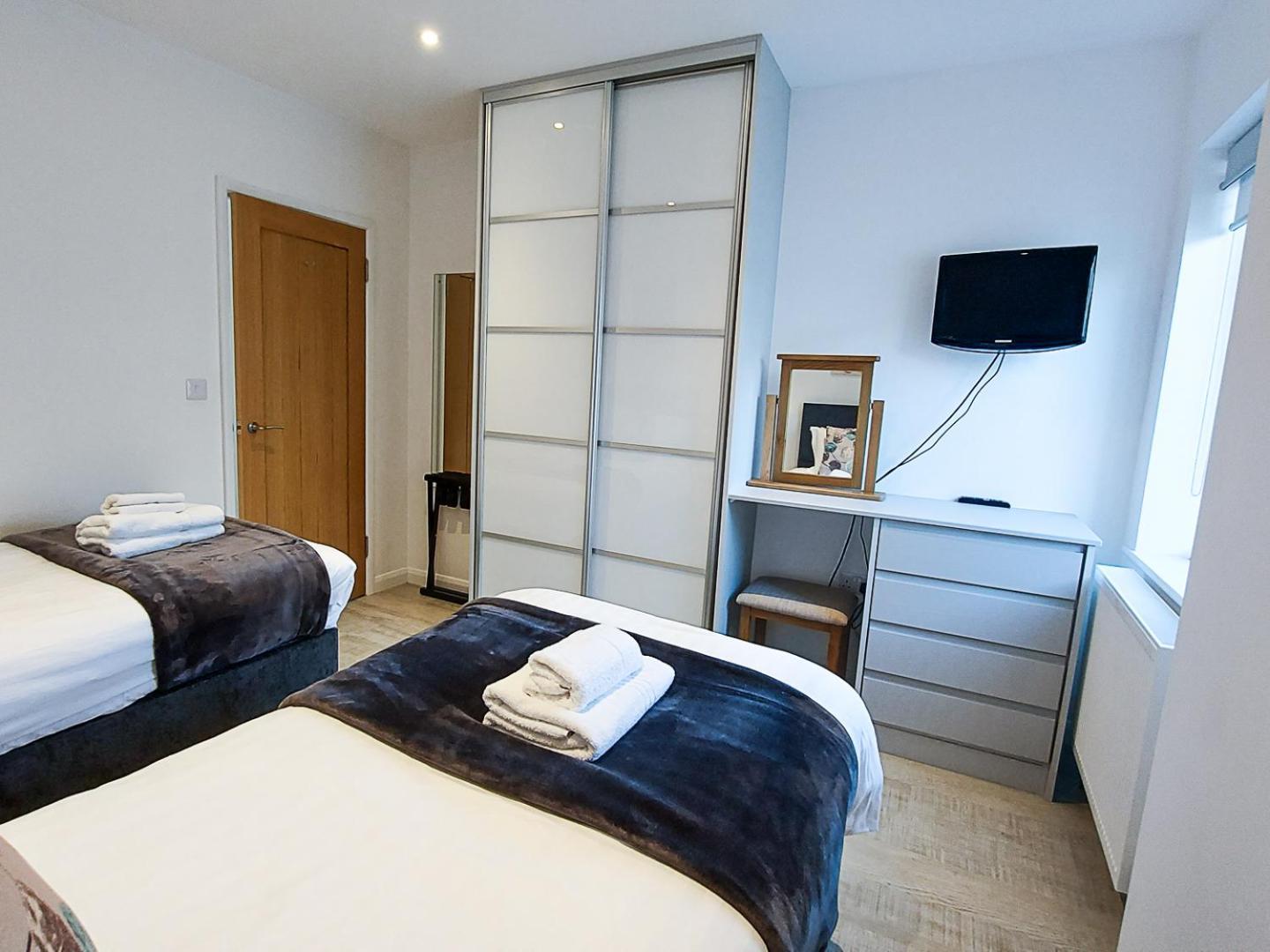Meadow View Apartments New Quay Buitenkant foto