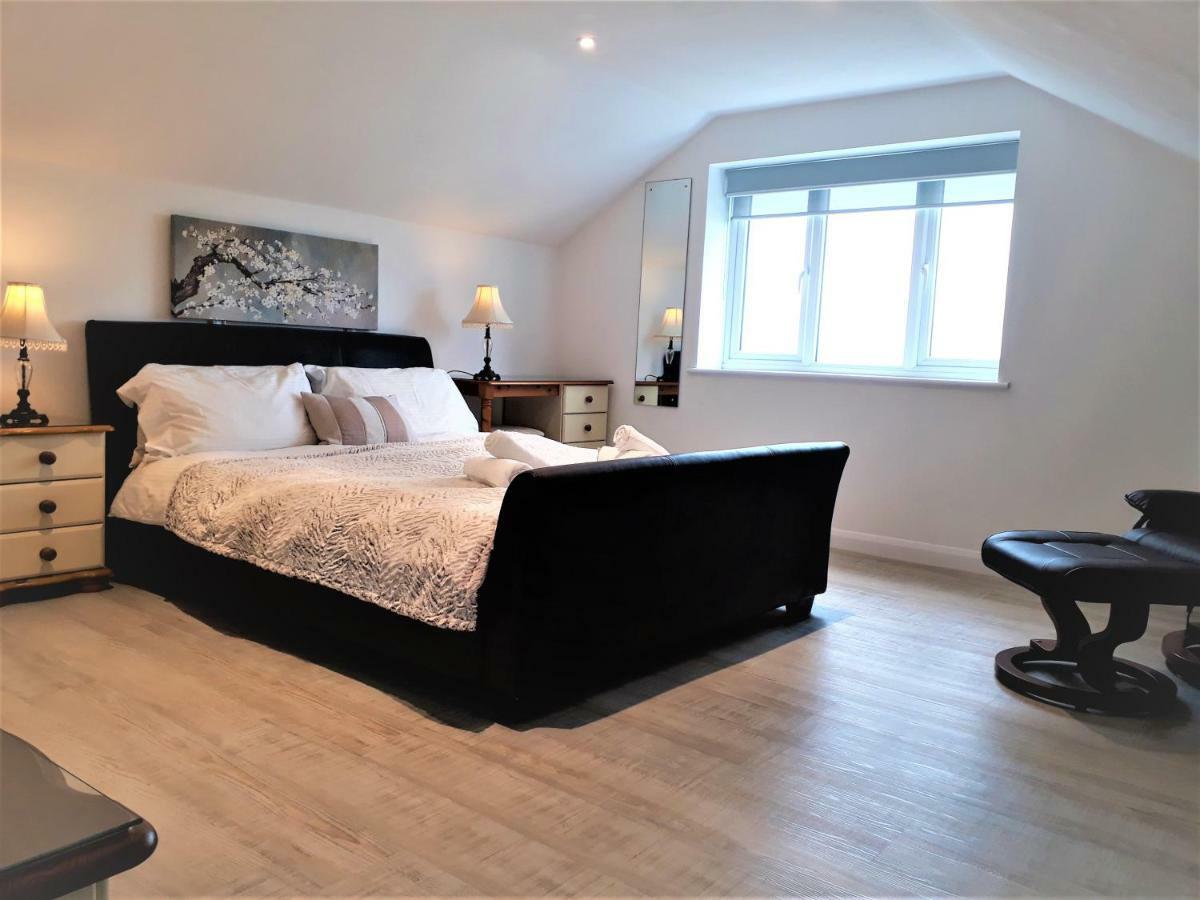 Meadow View Apartments New Quay Buitenkant foto